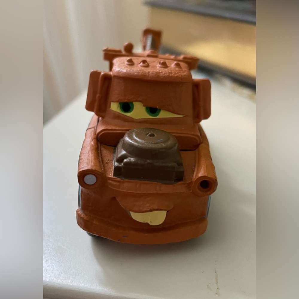 Mater Tonie